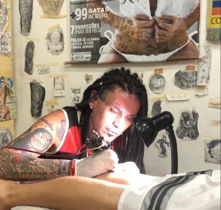 Tatuagem: “Expressão, Cultura e Identidade” O olhar do Tatuador Thiago Cortez