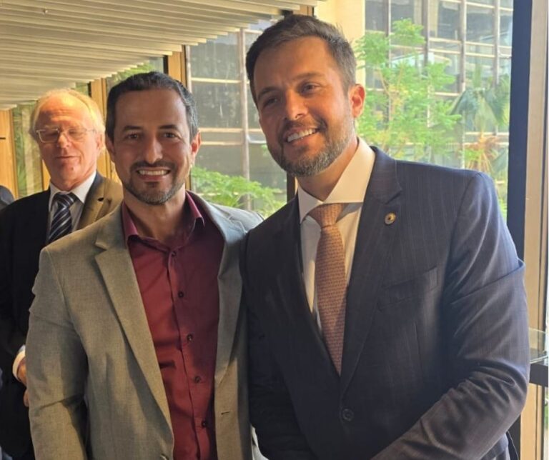 Anatel empossa novos conselheiros do Conselho Diretor