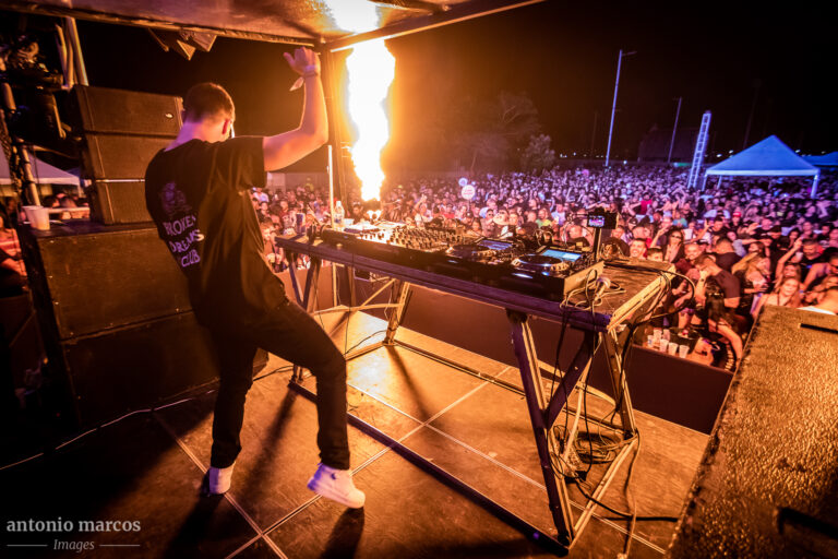 Nash: A trajetória de um DJ que cresceu junto com a música