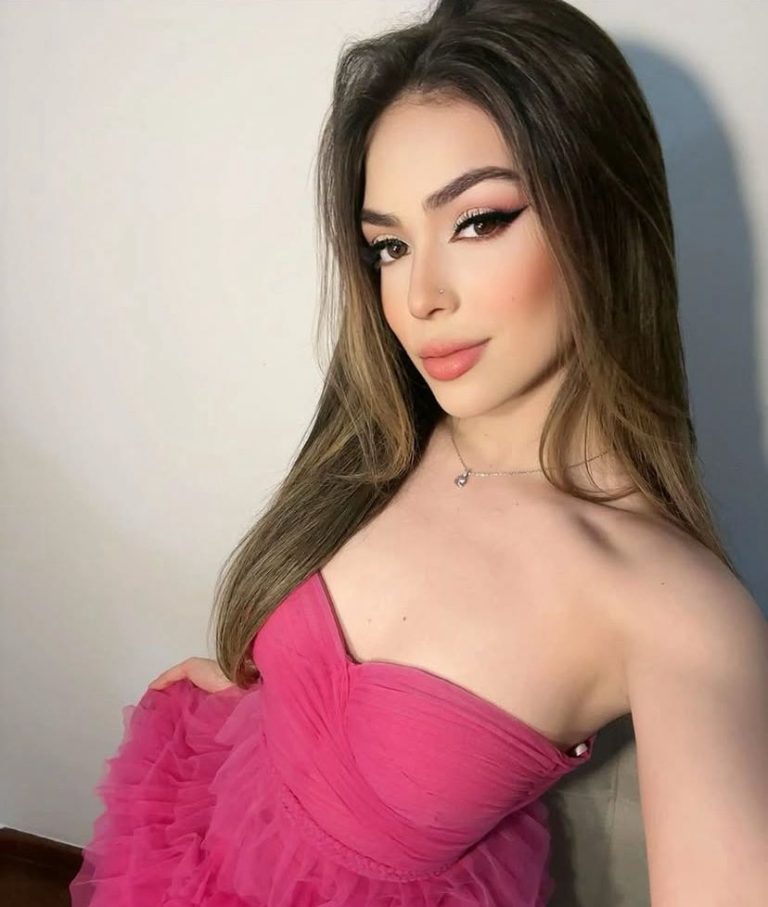 Susto no Maranhão: Melody passa mal e deixa show de ambulância, preocupando fãs