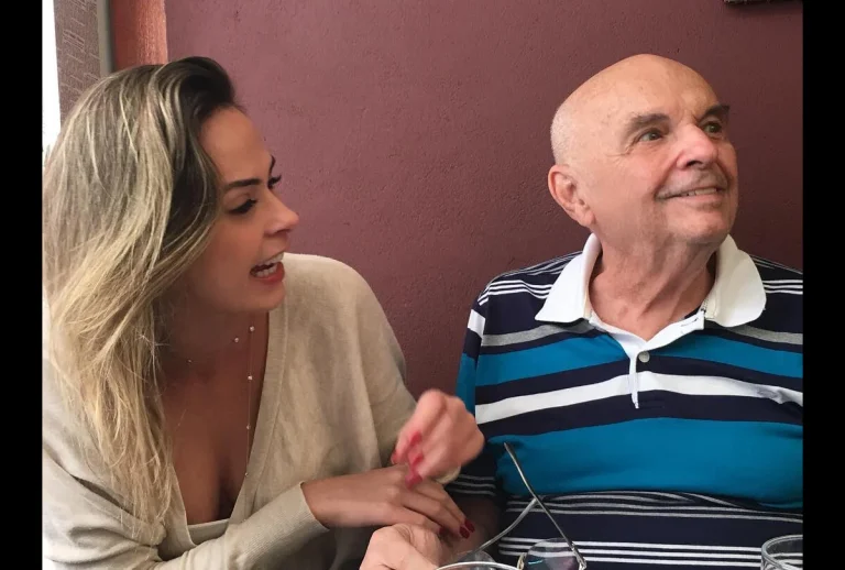 Estado de saúde do pai de Ana Paula Renault é atualizado pela assessoria após hospitalização