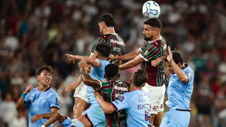 Fluminense triunfa sobre o Bolívar no Maracanã e mantém esperanças na Libertadores