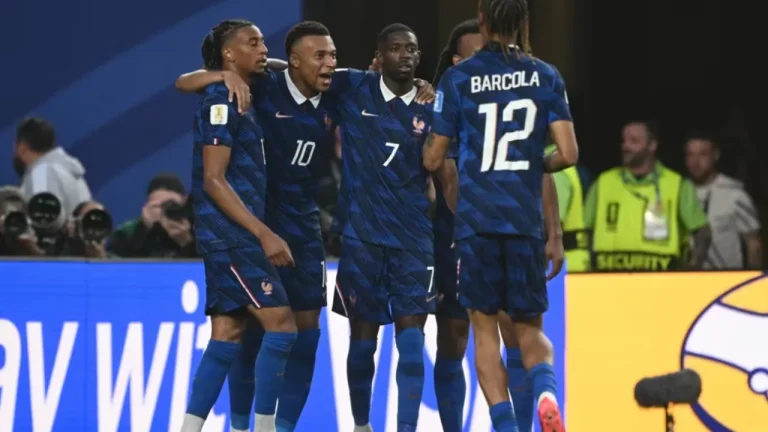 França supera Iraque, avança na competição e Mbappé empata com Klose em gols na Copa
