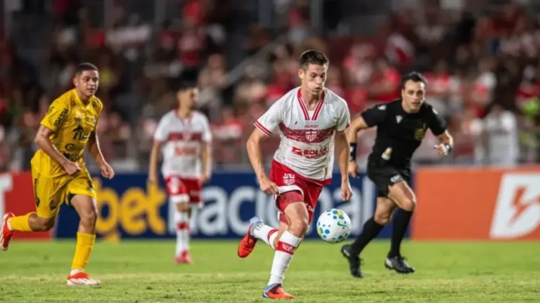 Guilherme Estrella retorna ao Vasco após desligamento precoce do CRB