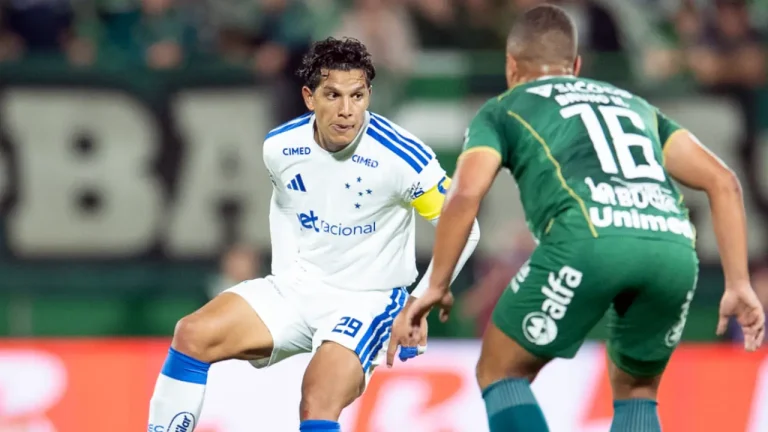 Confronto entre Cruzeiro e Chapecoense: Detalhes, formações e opções de transmissão